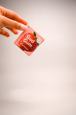Strawberry Gud Gum- Natural, Plastic Free Chewing Gum- Pack of 4- No added artificial colours, flavours & sweeteners - 21g x 4 (Strawberry)