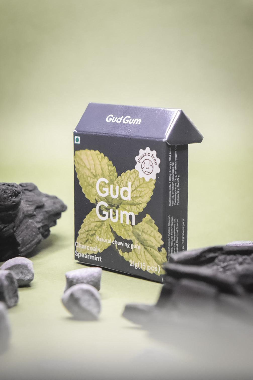 Charcoal Mint Gud Gum- Natural, Plastic Free Chewing Gum- Pack of 4- No added artificial colours, flavours & sweeteners - 21g x 4 (Charcoal Mint)